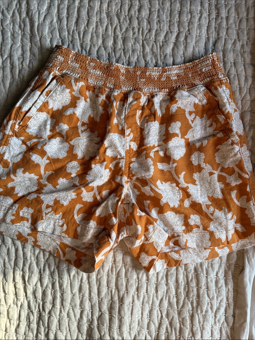 Briggs New York Rust Floral High-Waist Smocked Shorts